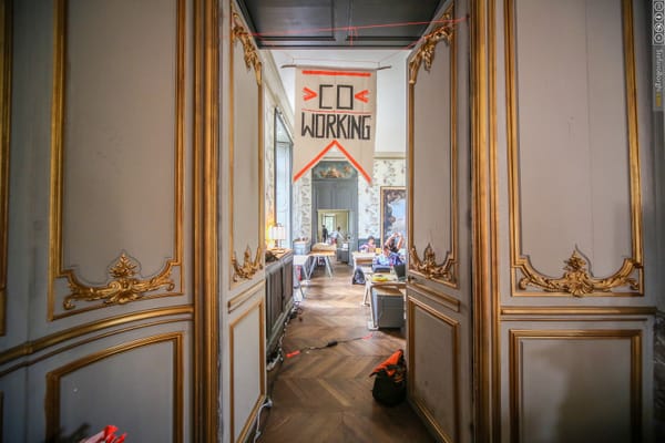 Should You Close or Keep Marketing Your Coworking Space Over the Holidays?